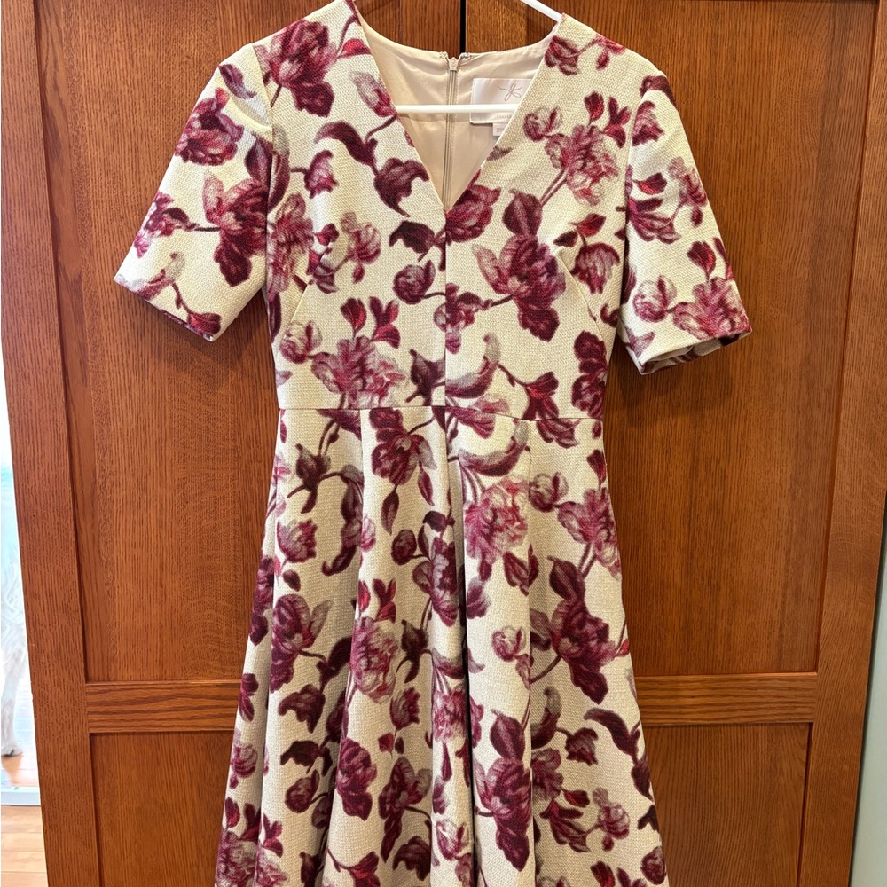 Gal Meets Glam Floral V-Neck Dress - 2P - Pink/Burgundy and Cream